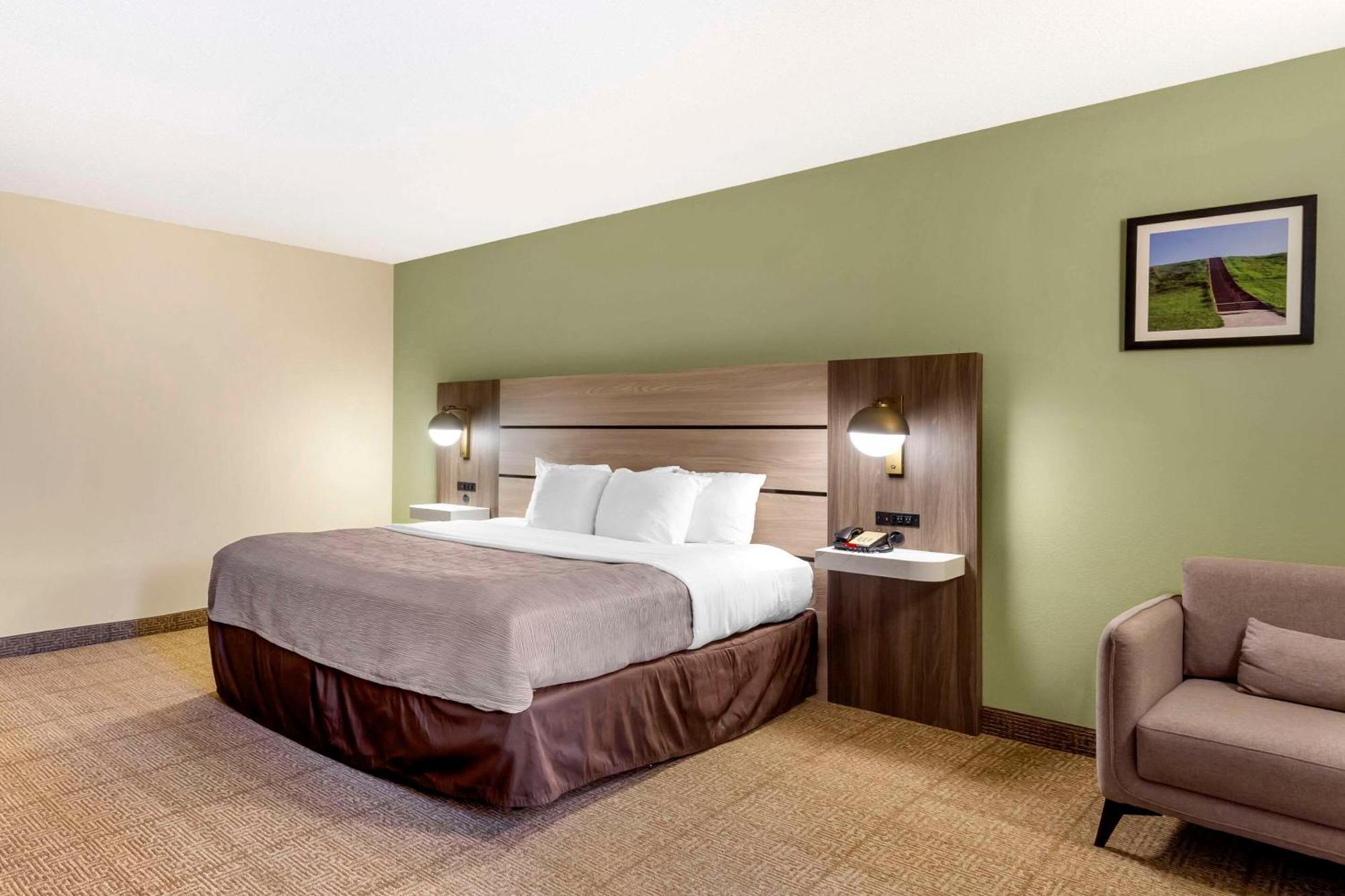 Quality Inn Raleigh Downtown Экстерьер фото