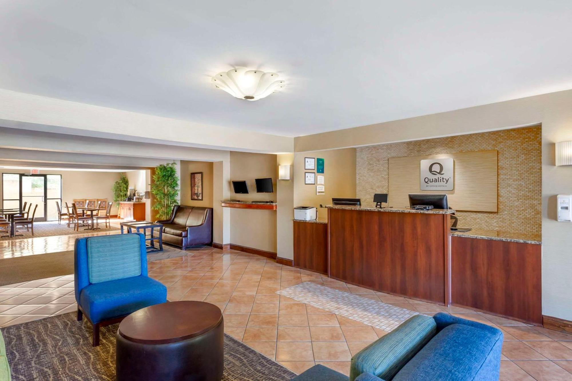 Quality Inn Raleigh Downtown Экстерьер фото