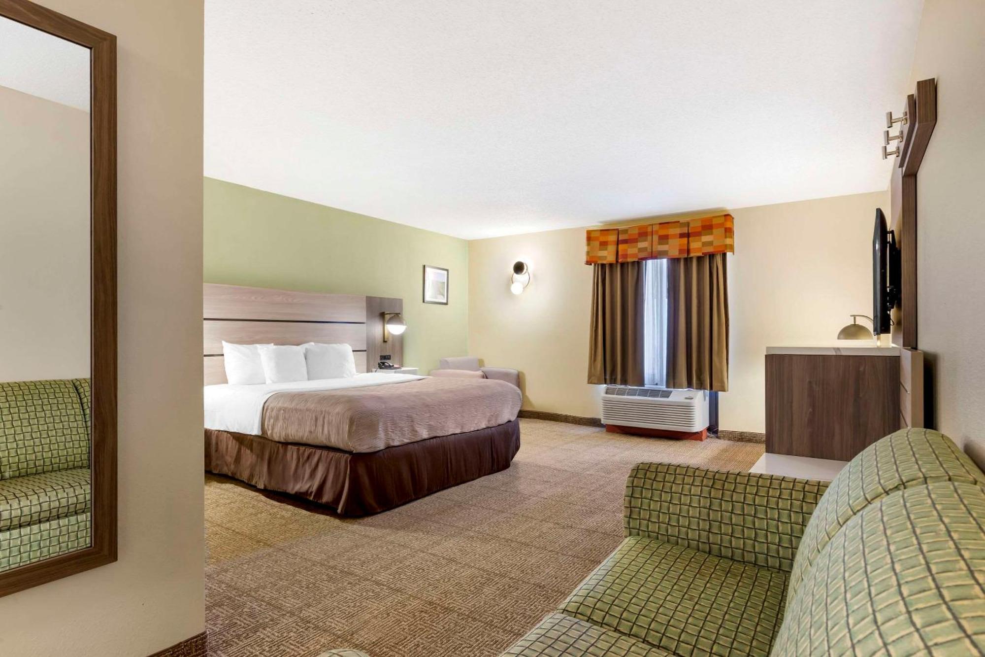Quality Inn Raleigh Downtown Экстерьер фото