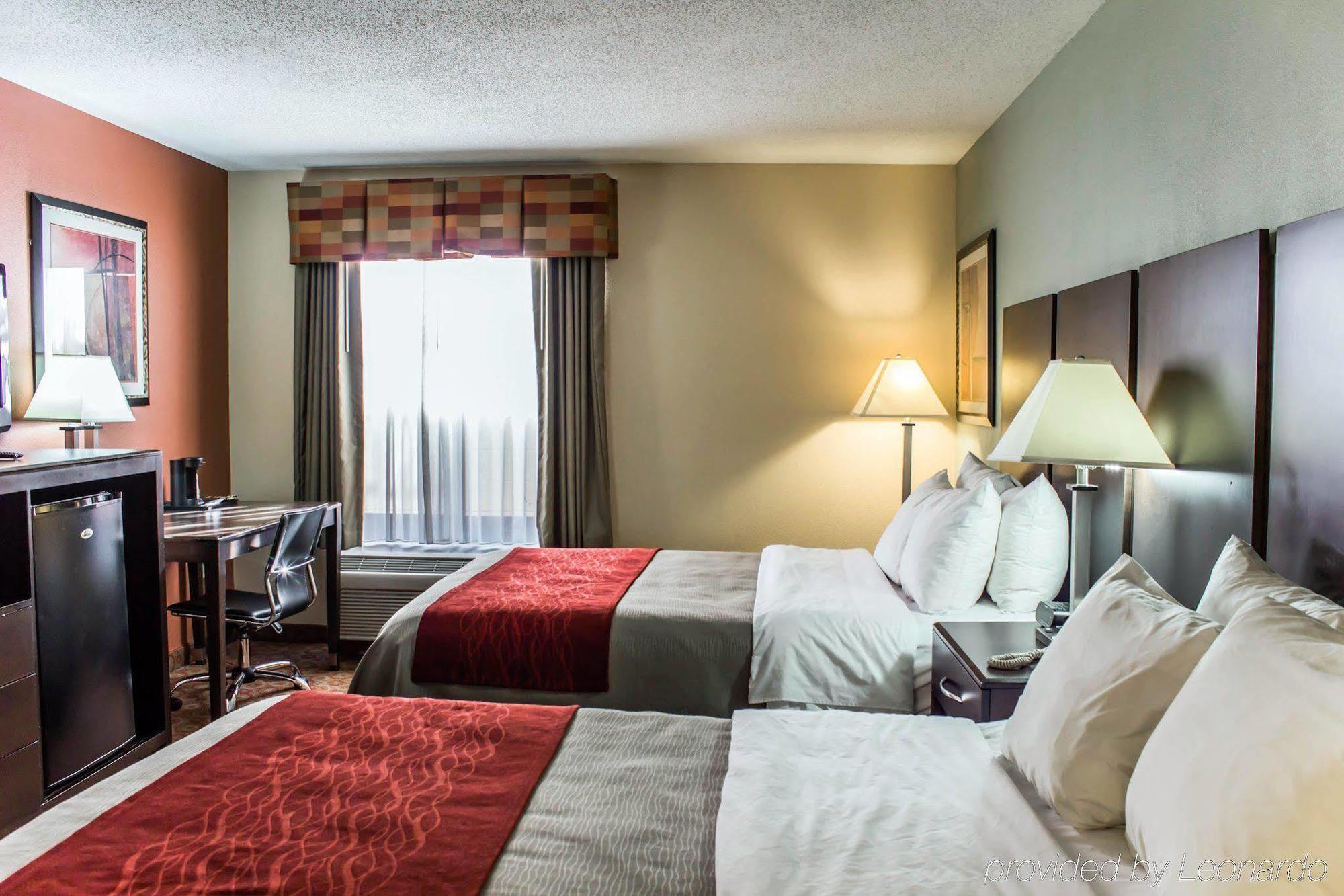 Quality Inn Raleigh Downtown Экстерьер фото